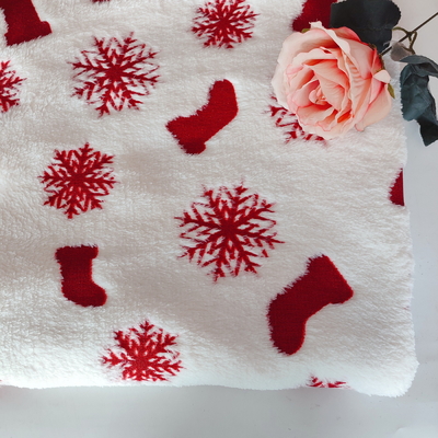 Het Flanelstof van de afwijkingspolyester met Rode Folie 270GSM voor Kerstmiskledingstuk dat met een laag wordt bedekt