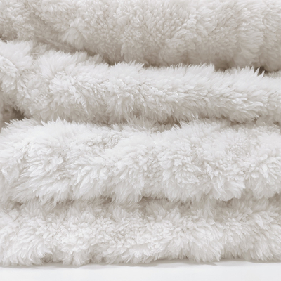 Witte Algemene Pluche Shu Velveteen Fabric 270 GSM Zachte Sherpa voor de Winterpyjama's